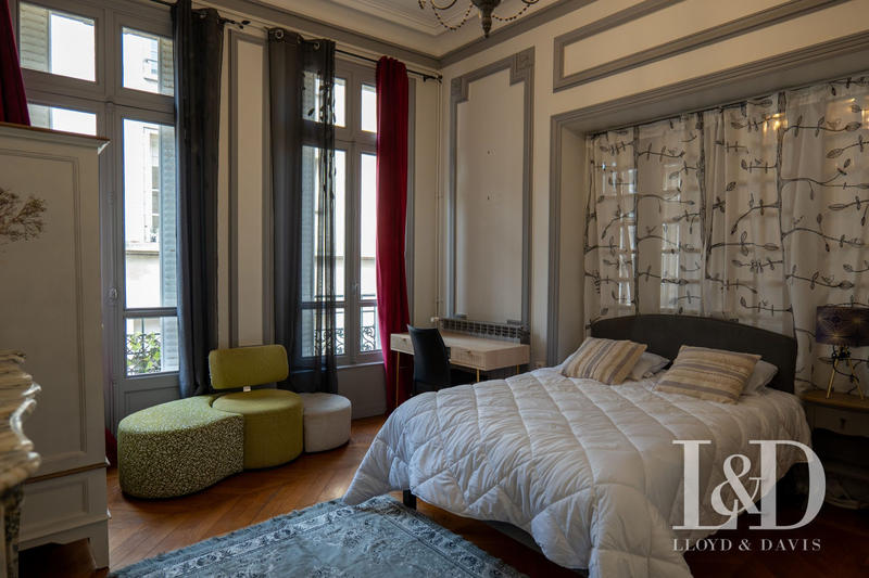 Duplex - 180 m² - 8 pièces