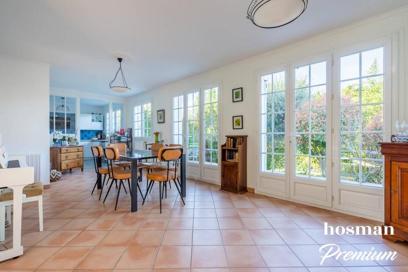 Maison - 184 m² - 6 pièces