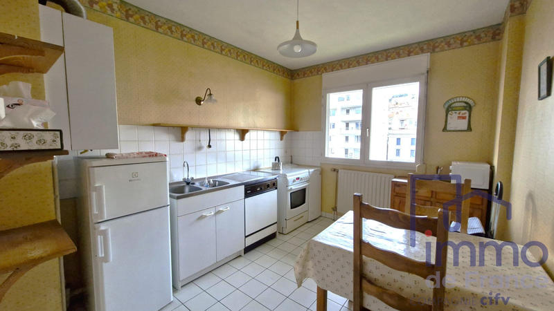 Appartement - 106 m² - 5 pièces