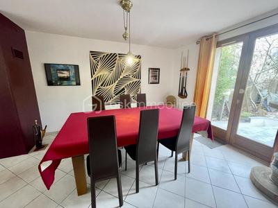 Pavillon - 120 m² - 6 pièces