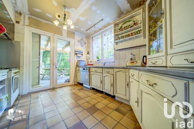 Maison - 453 m² - 14 pièces