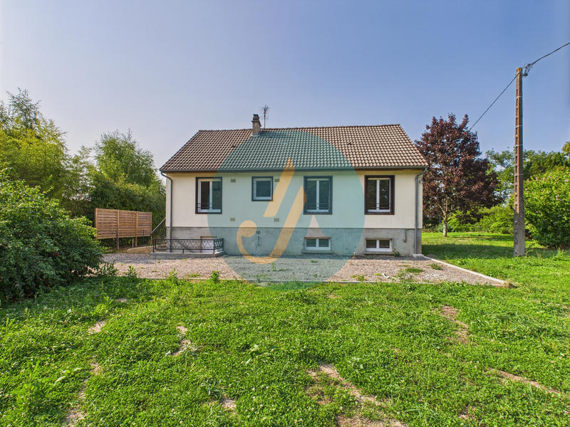 Maison - 83 m² - 5 pièces