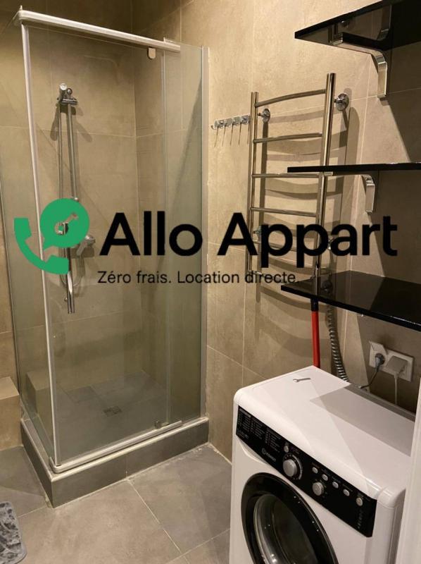 Studio - 30 m² - 1 pièce