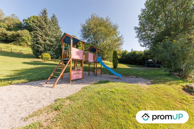 Local d'activités - 540 m² - 26 pièces