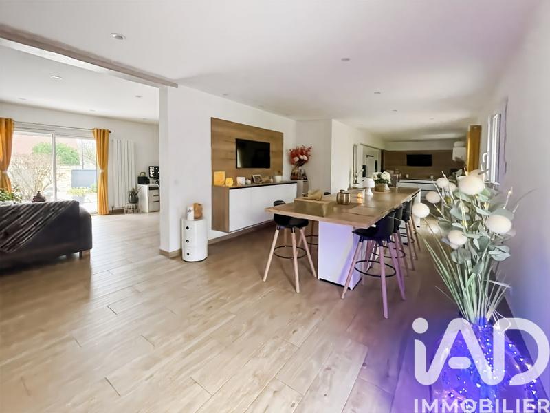 Maison - 170 m² - 7 pièces