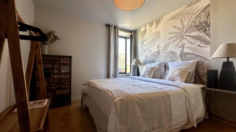 Maison - 207 m² - 9 pièces