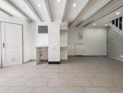 Maison ancienne - 85 m² - 4 pièces