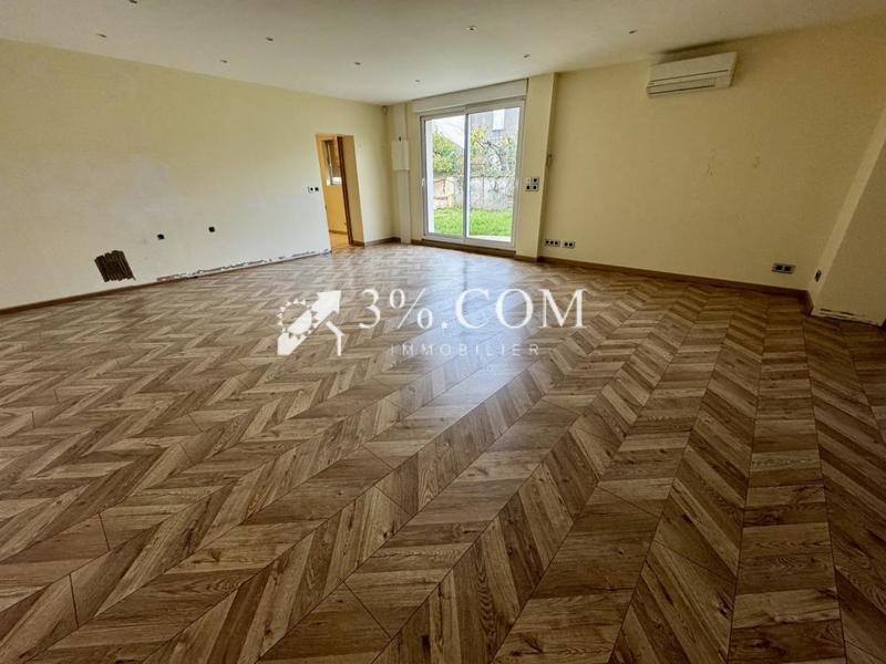 Maison - 269 m² - 12 pièces