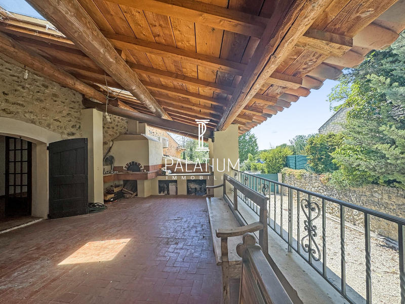 Bastide - 250 m² - 8 pièces