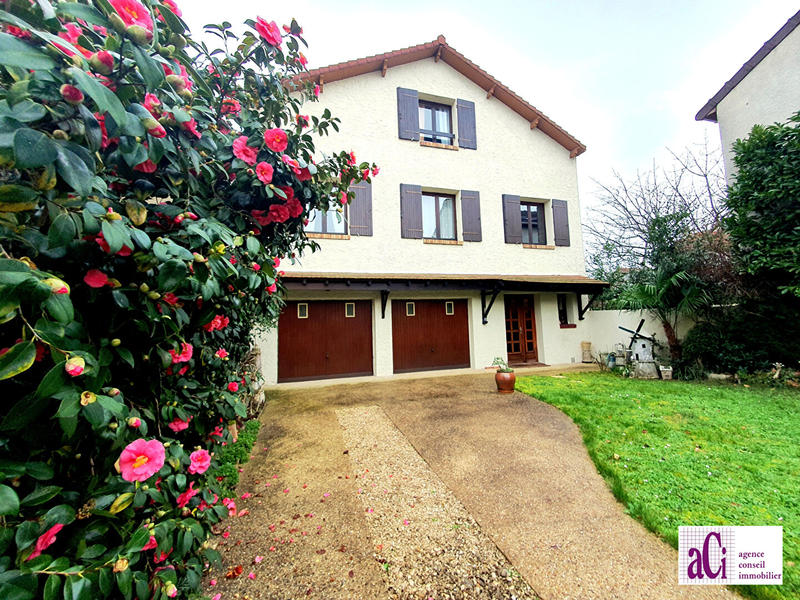 Maison - 162 m² - 6 pièces