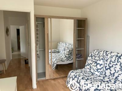 Chambre - 10 m² - 1 pièce