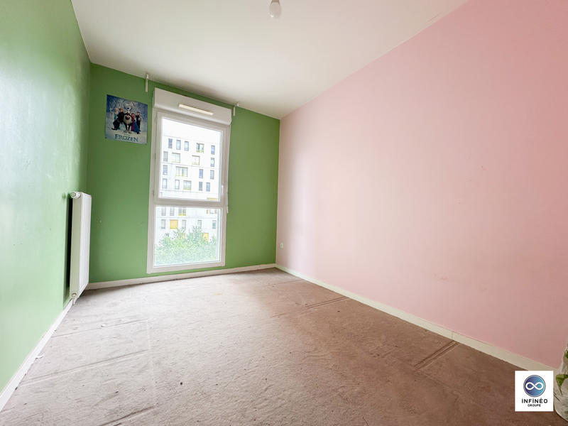 Appartement - 80 m² - 4 pièces