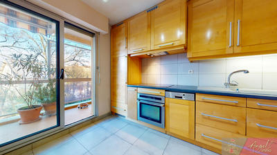 Appartement - 79 m² - 4 pièces