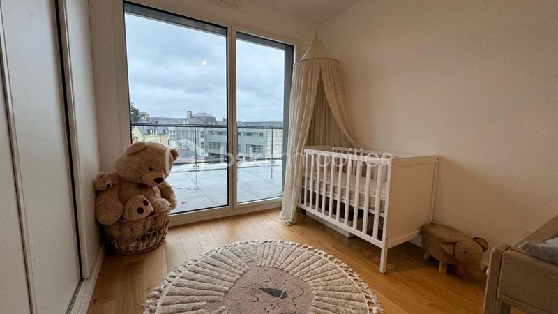 Appartement - 101 m² - 5 pièces