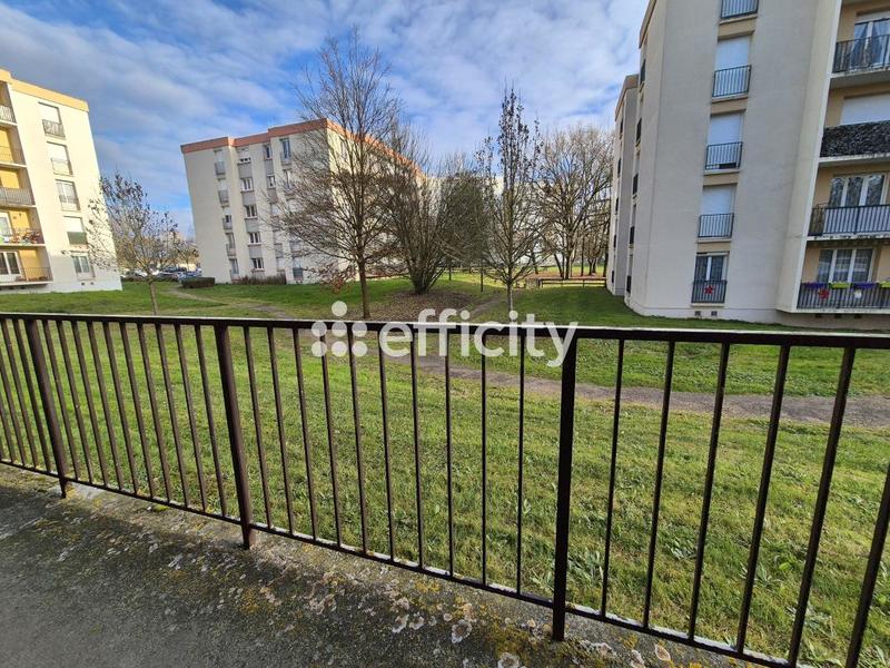 Appartement - 86 m² - 4 pièces