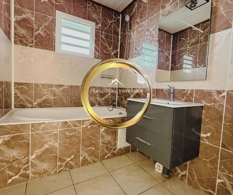 Appartement - 75 m² - 4 pièces