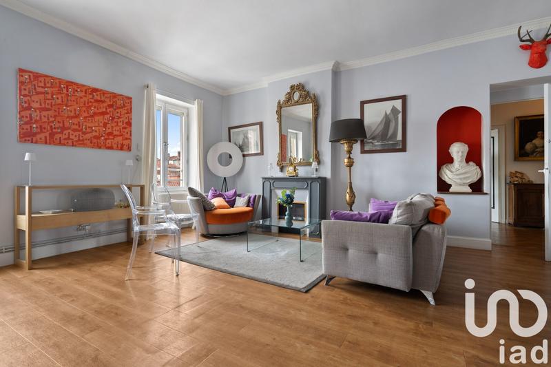 Appartement - 125 m² - 5 pièces