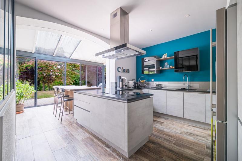 Maison - 170 m² - 6 pièces