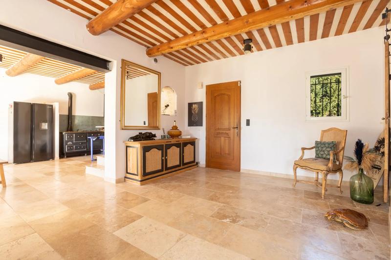 Maison - 225 m² - 8 pièces