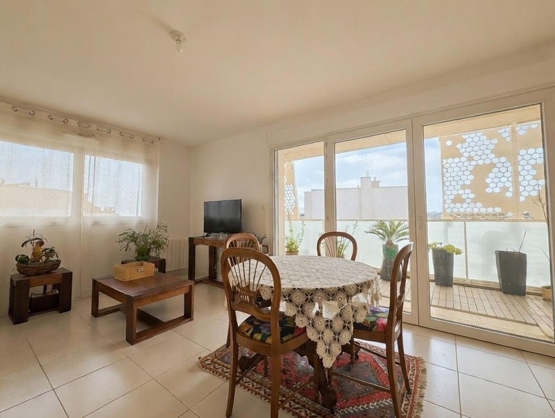 Appartement - 85 m² - 4 pièces