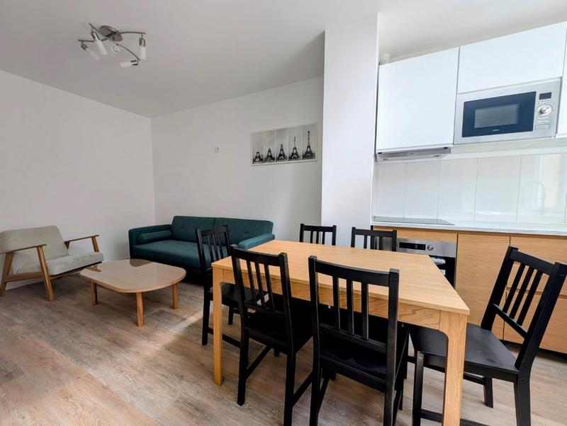 Maison - 84 m² - 6 pièces