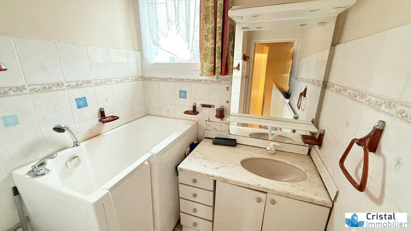 Maison - 104 m² - 5 pièces