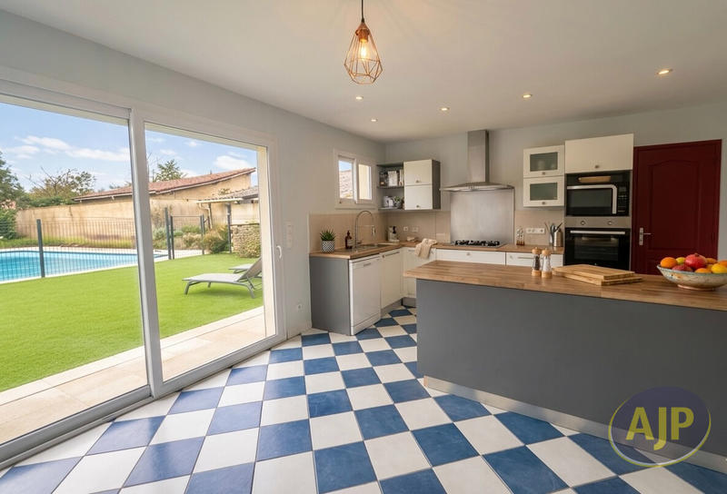 Maison - 166 m² - 7 pièces