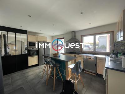 Maison - 120 m² - 4 pièces