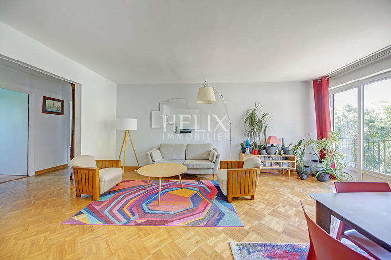 Appartement - 96 m² - 5 pièces