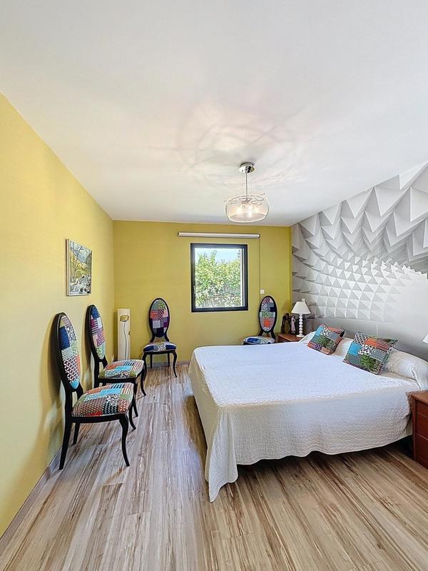 Maison - 144 m² - 8 pièces