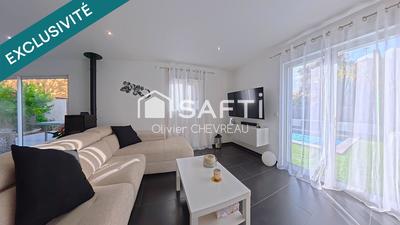 Maison - 90 m² - 4 pièces