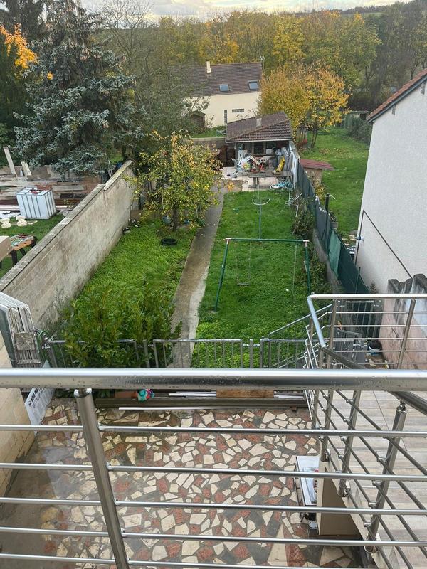 Maison traditionnelle - 140 m² - 7 pièces