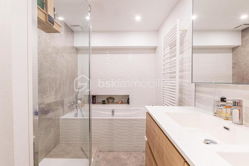 Duplex - 165 m² - 5 pièces