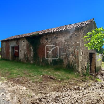 Maison - 160 m² - 1 pièce