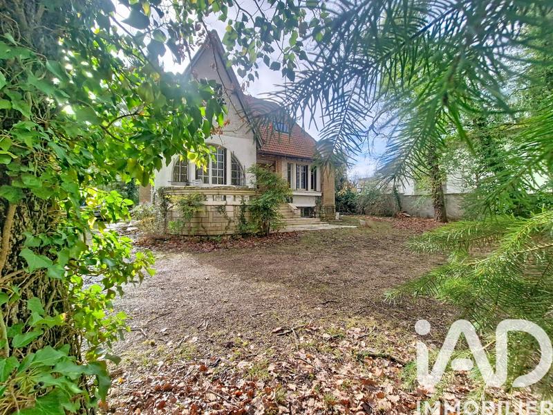 Maison - 145 m² - 7 pièces