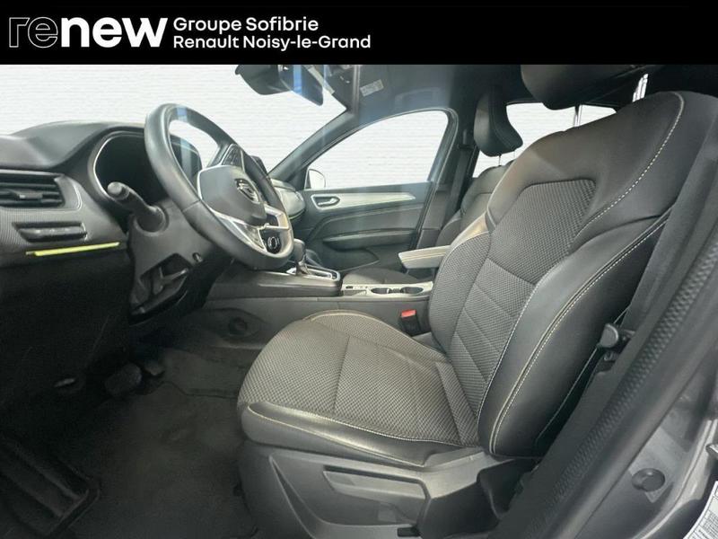 Renault Arkana E-Tech 145 - 23 Techno