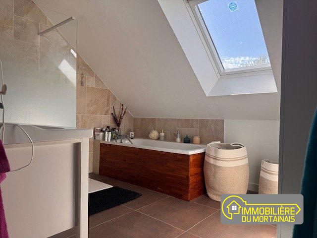 Maison - 157 m² - 5 pièces