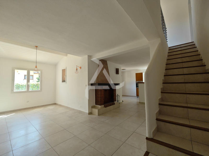Maison - 106 m² - 5 pièces