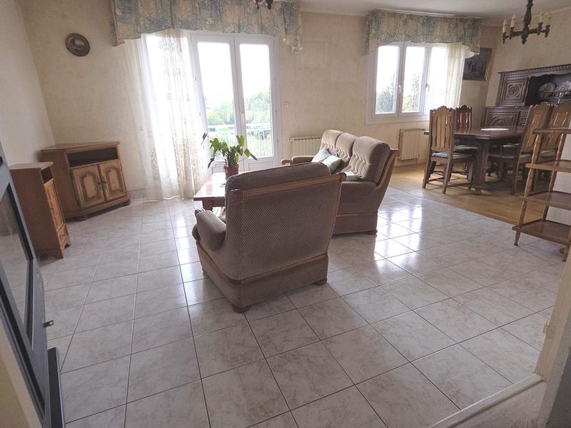 Maison - 115 m² - 6 pièces