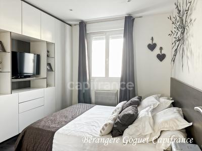 Maison - 153 m² - 8 pièces