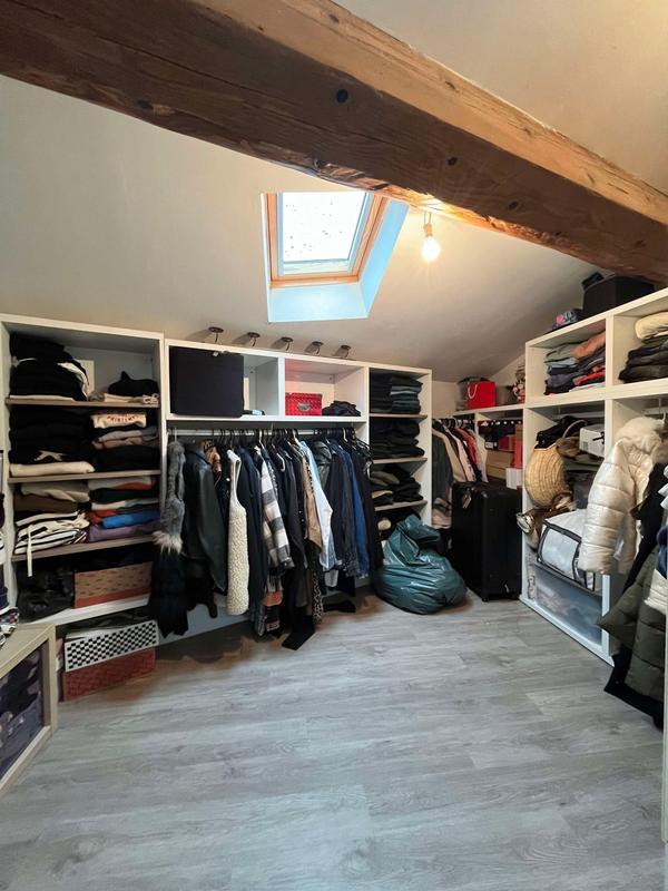 Maison traditionnelle - 85 m² - 3 pièces