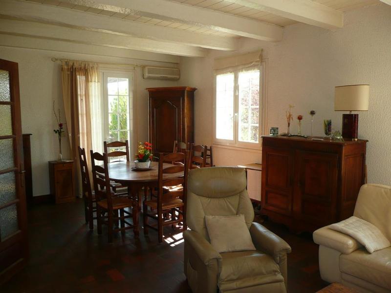 Maison - 222 m² - 10 pièces