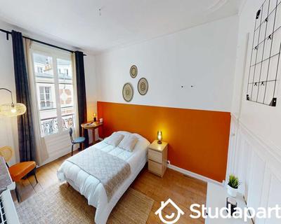 Chambre - 80 m² - 1 pièce