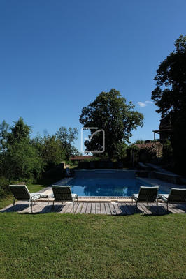 Maison - 504 m² - 17 pièces