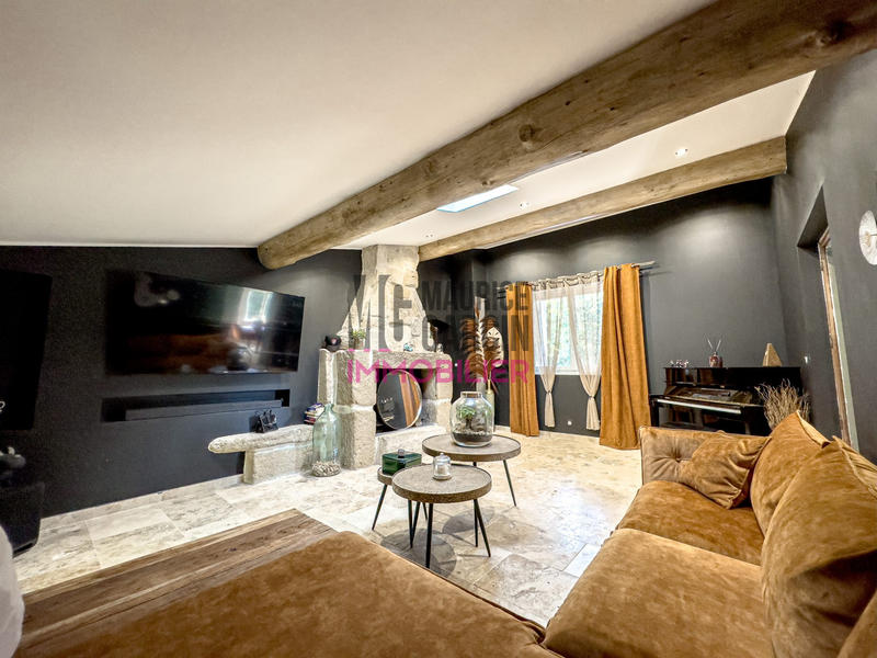 Maison - 163 m² - 5 pièces
