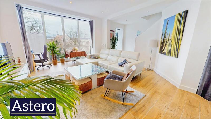 Maison - 160 m² - 6 pièces