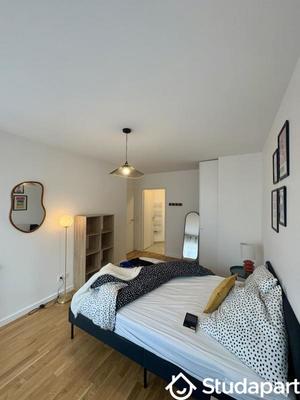 Chambre - 9 m² - 1 pièce