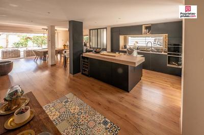 Villa - 140 m² - 4 pièces