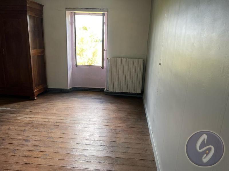 Maison - 214 m² - 7 pièces