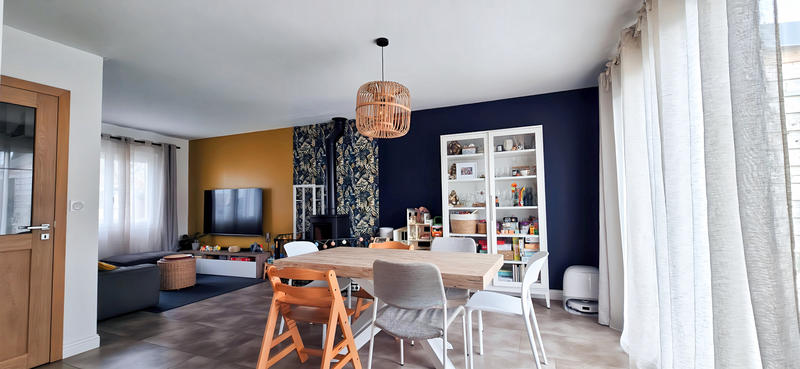 Maison - 95 m² - 5 pièces